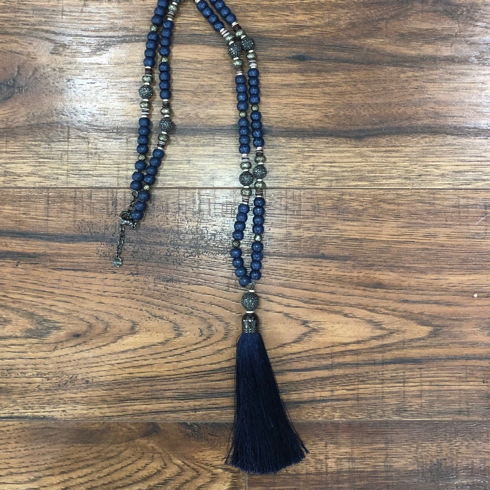 Stella & Dot beaded tassel necklace